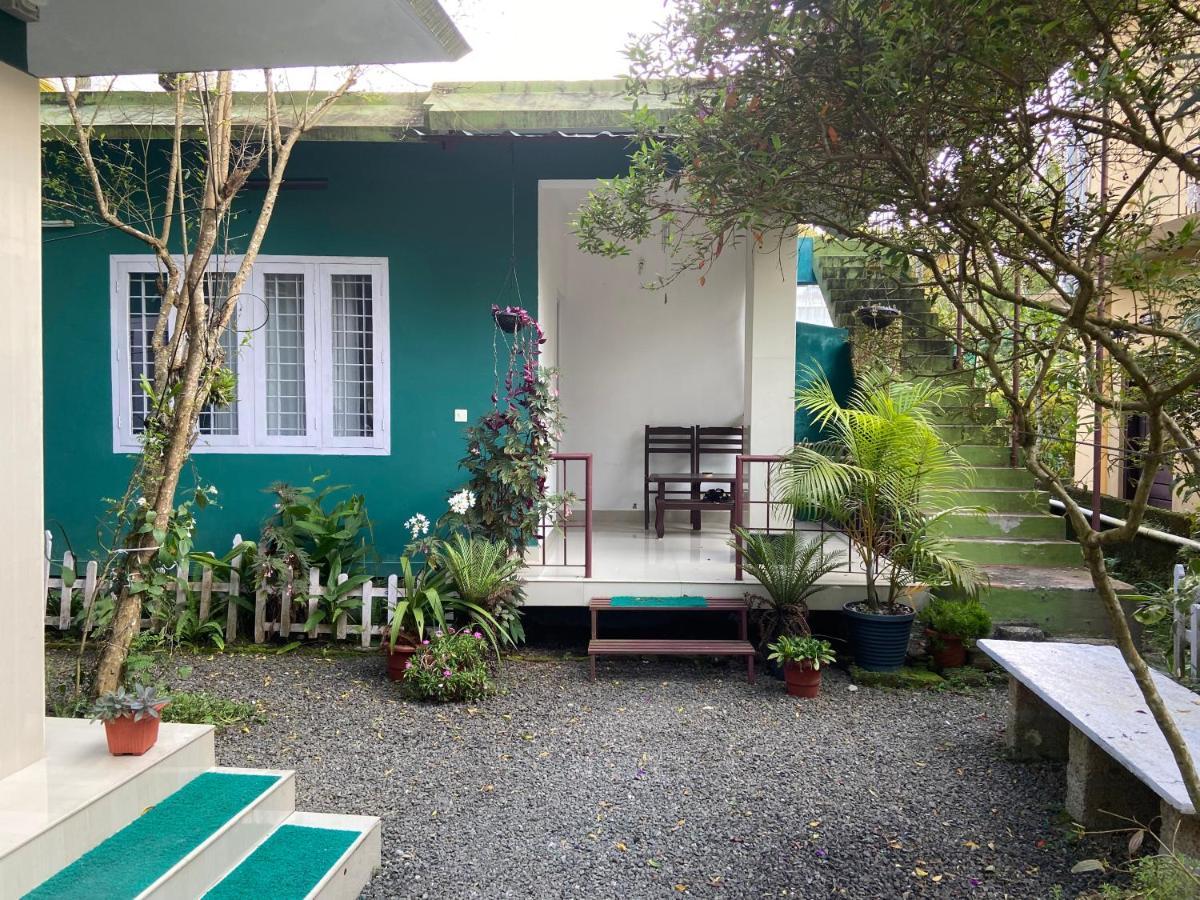Ammus Homestay Thekkady Zewnętrze zdjęcie