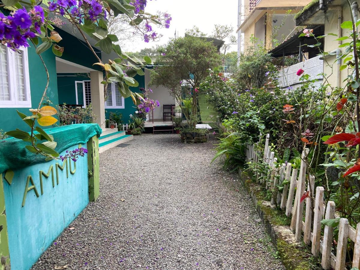 Ammus Homestay Thekkady Zewnętrze zdjęcie
